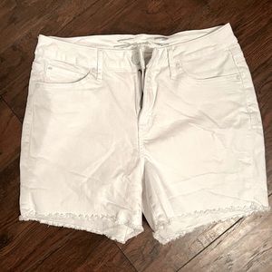 Seven7 White Jean Cutoff Shorts